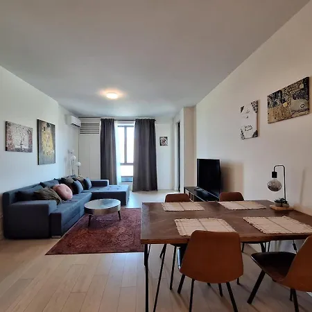 Magnolia Luxury And Relaxation On The Sava Apartamento *