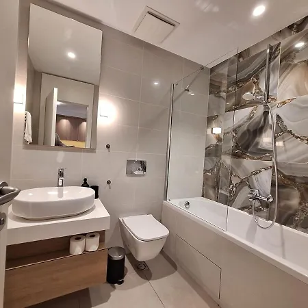Magnolia Luxury And Relaxation On The Sava Apartman *